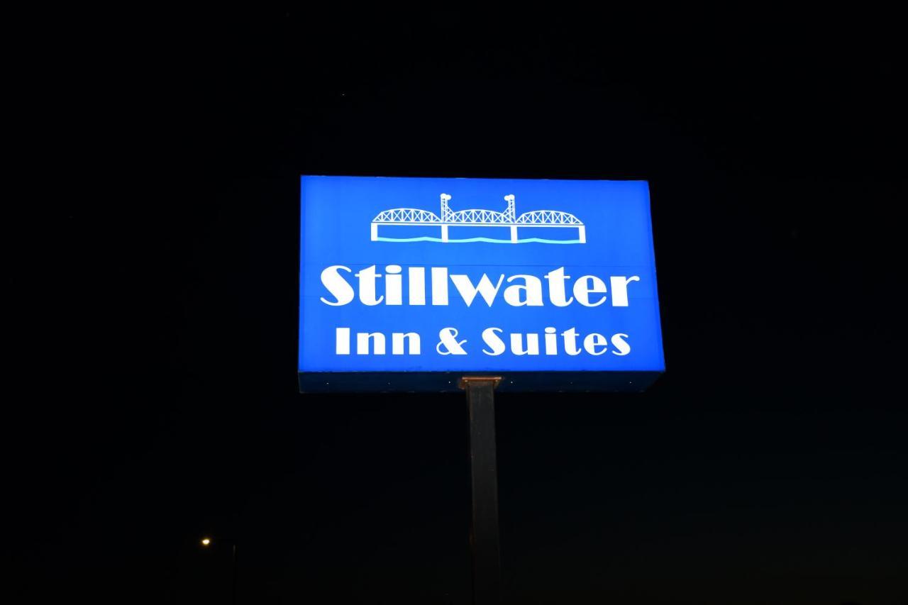 Stillwater Inn & Suites Exterior foto